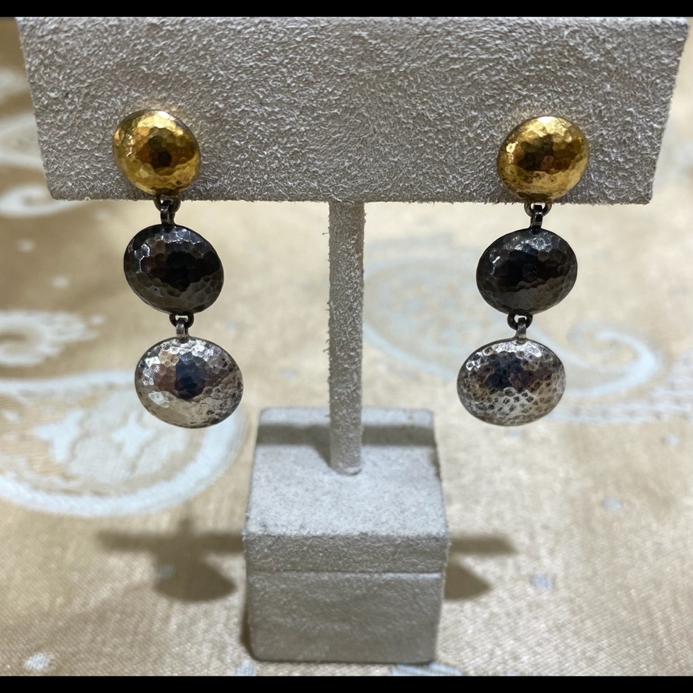 Gurhan triple dangle earrings-24k/ blackened/sil